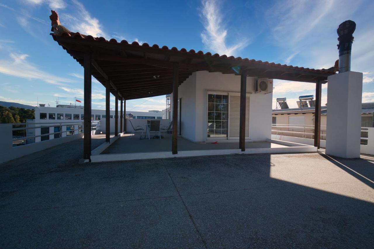Tiny Studio Marousi Area Atenas Exterior foto